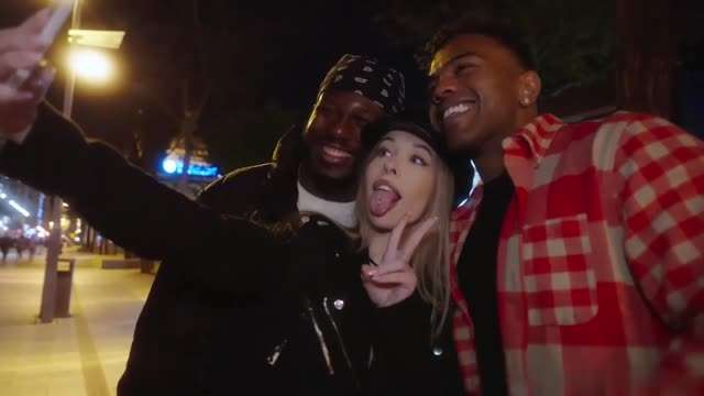 我要看非洲人与兽黄片_快播独家试爱免费观看视频